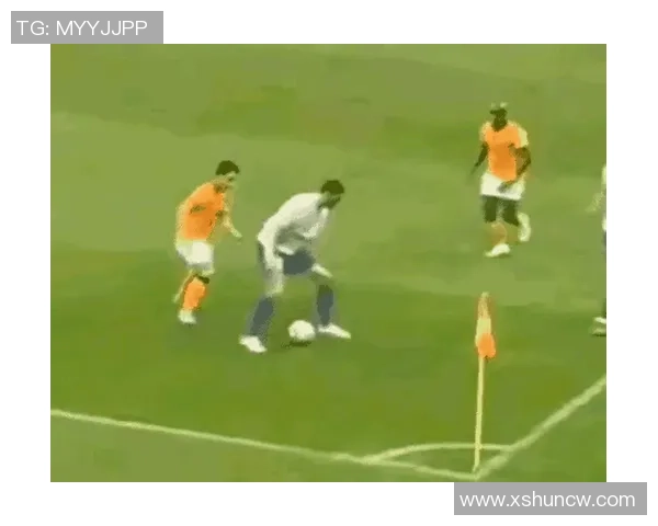 足球明星经典瞬间搞笑回顾让你捧腹大笑的场面合集
